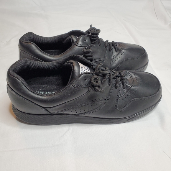 hush puppies bounce max price